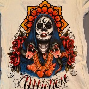 Buckle affliction top